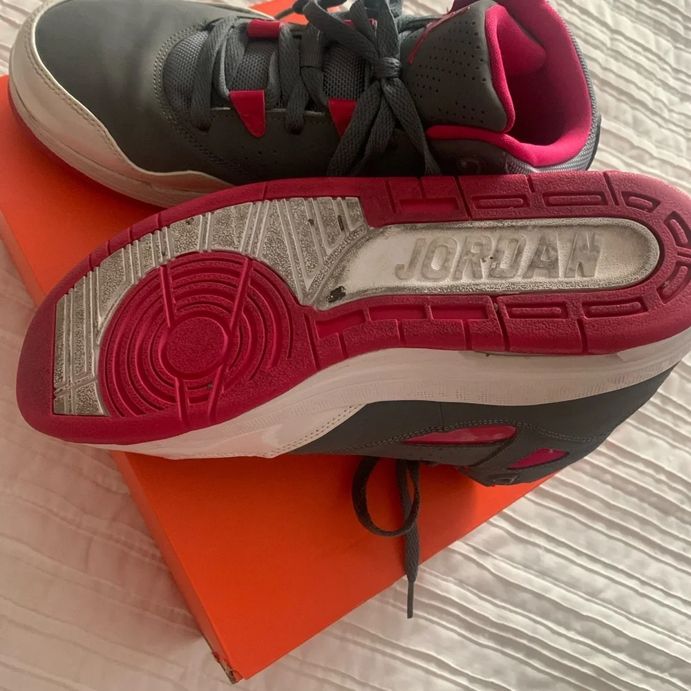 Jordan retro hot